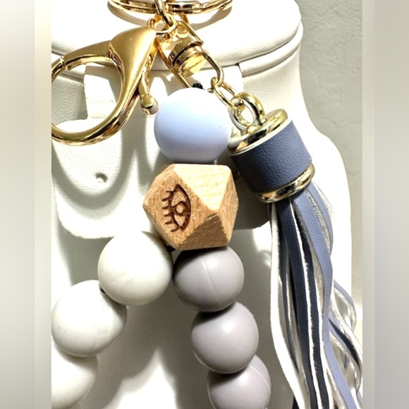 New Silicone Beaded Bracelet Keychain Vibrant Blues Gray All Seeing Eye Charm - Picture 3 of 6